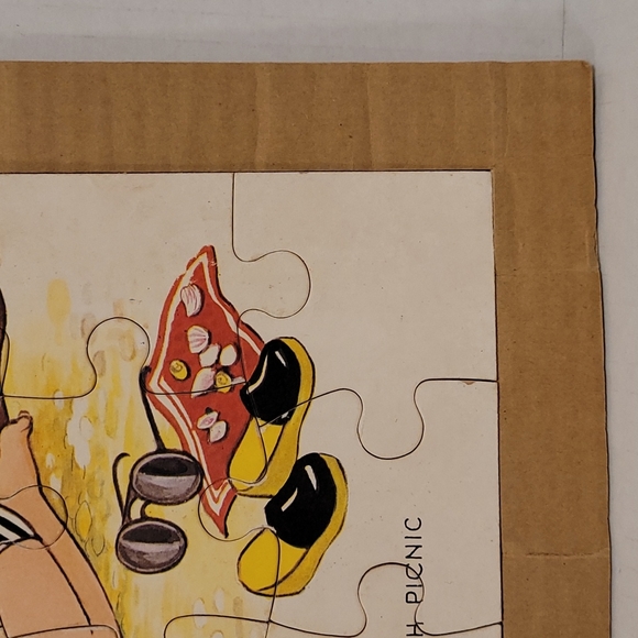 Adorable Beach Picnic Vintage Puzzle - Picture 9 of 17